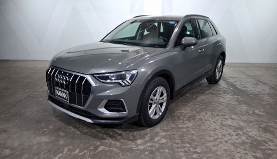 Audi • Q3