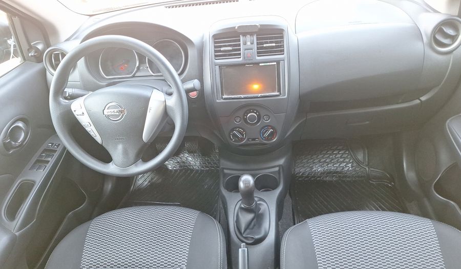 Nissan Versa 1.6 SENSE Sedan 2021