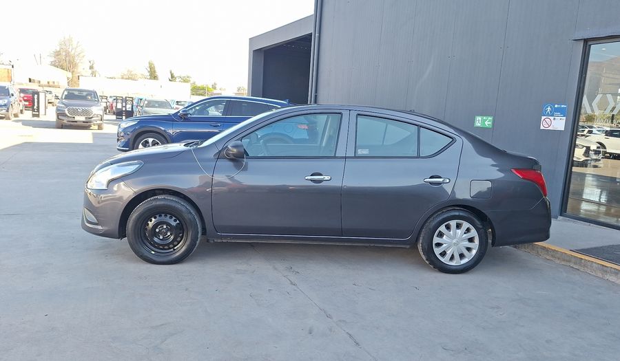 Nissan Versa 1.6 SENSE Sedan 2021