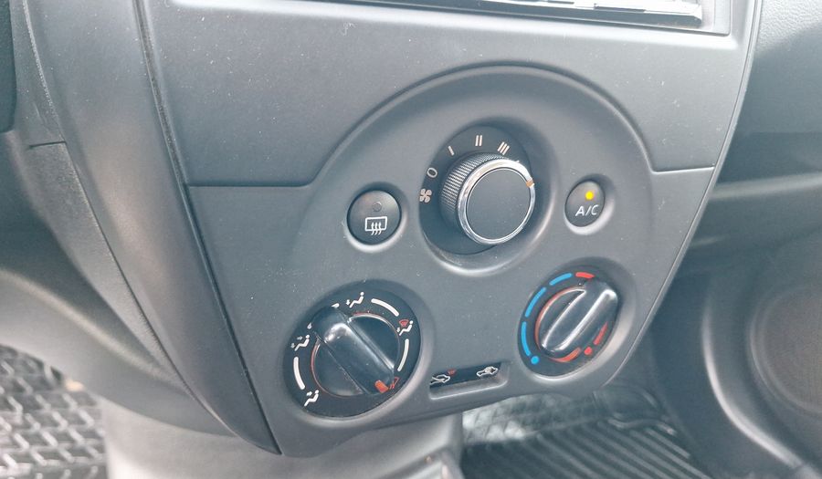 Nissan Versa 1.6 SENSE Sedan 2021