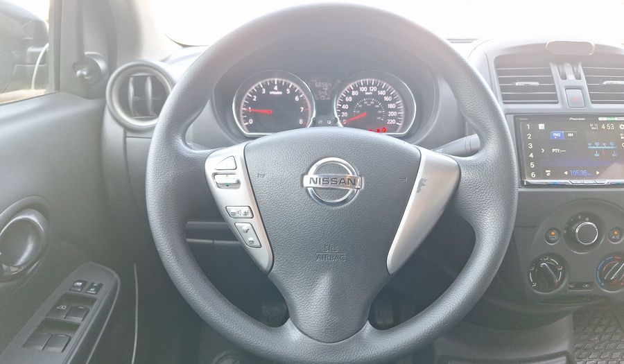 Nissan Versa 1.6 SENSE Sedan 2021