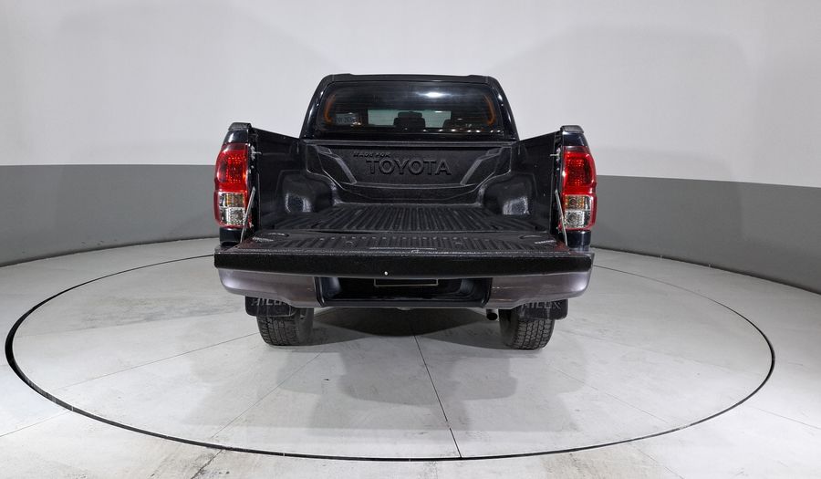 Toyota Hilux 2.7 DOBLE CABINA SR (D-CAB MID) Pickup 2017