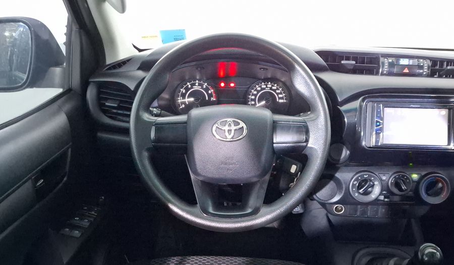 Toyota Hilux 2.7 DOBLE CABINA SR (D-CAB MID) Pickup 2017