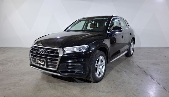 Audi • Q5