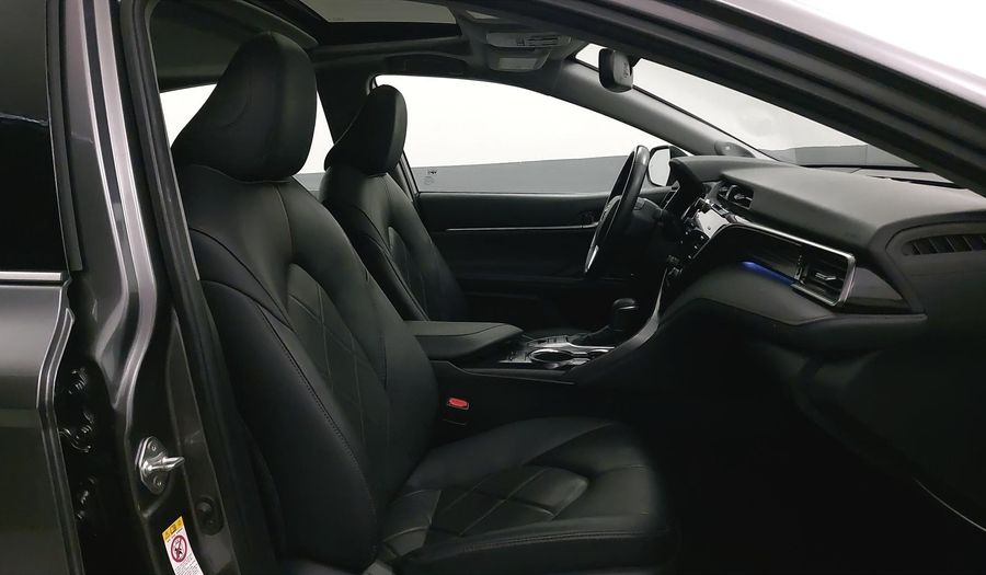 Toyota Camry 2.5 XLE NAVI AUTO Sedan 2019