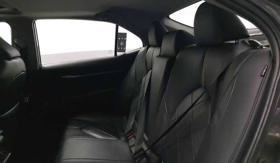 Toyota Camry 2.5 XLE NAVI AUTO Sedan 2019