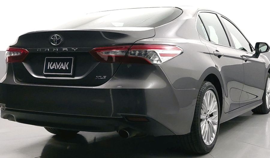 Toyota Camry 2.5 XLE NAVI AUTO Sedan 2019