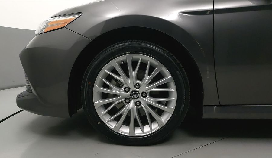 Toyota Camry 2.5 XLE NAVI AUTO Sedan 2019