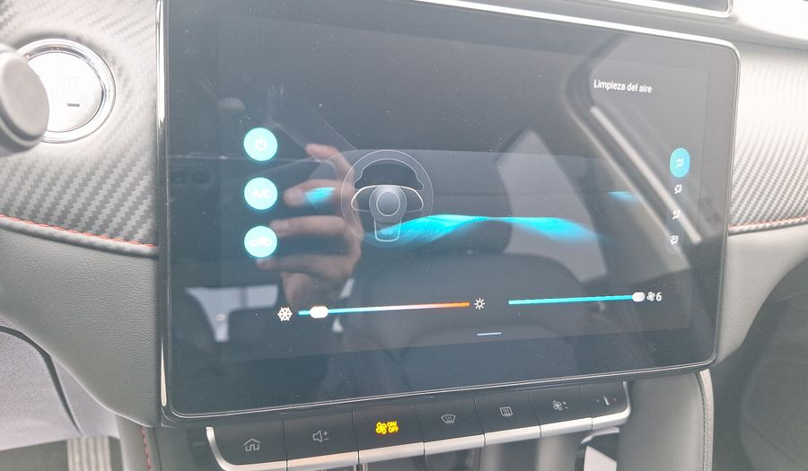 Mg Zx 1.5 DLX Suv 2026