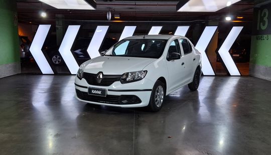 Renault • Logan