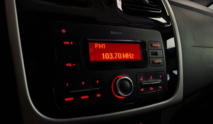 Renault Logan 1.6 AUTHENTIQUE PLUS Sedan 2018