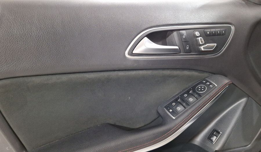 Mercedes Benz Clase Gla 2.0 GLA 250 SPORT DCT Suv 2020