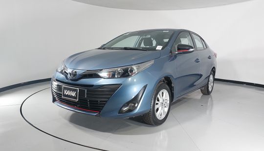 Toyota • Yaris