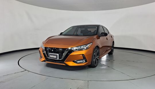 Nissan • Sentra