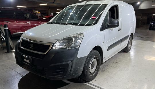 Peugeot • Partner