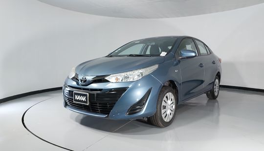 Toyota • Yaris