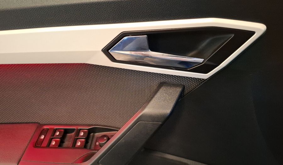 Seat Arona 1.6 XCELLENCE AUTO Suv 2021