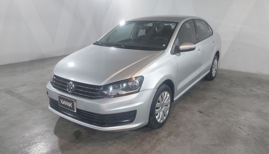 2019 • 114,000 km • Manual