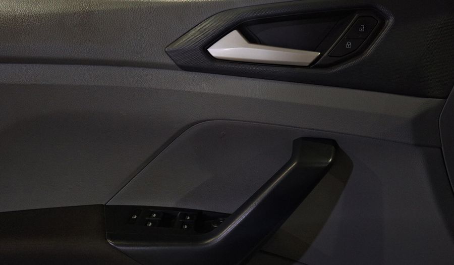 Volkswagen T-cross 1.6 TRENDLINE AUTO Suv 2020