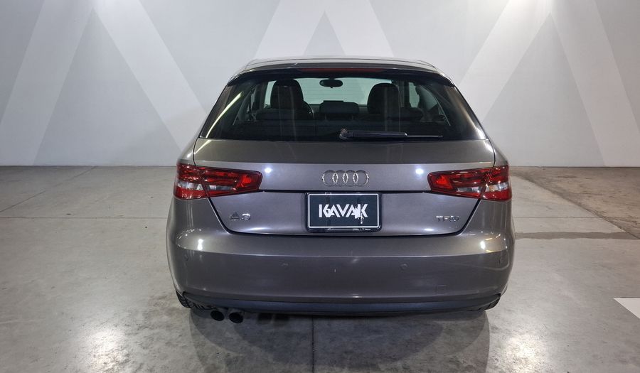 Audi A3 1.4 TFSI AMBIENTE S TRONIC Hatchback 2013