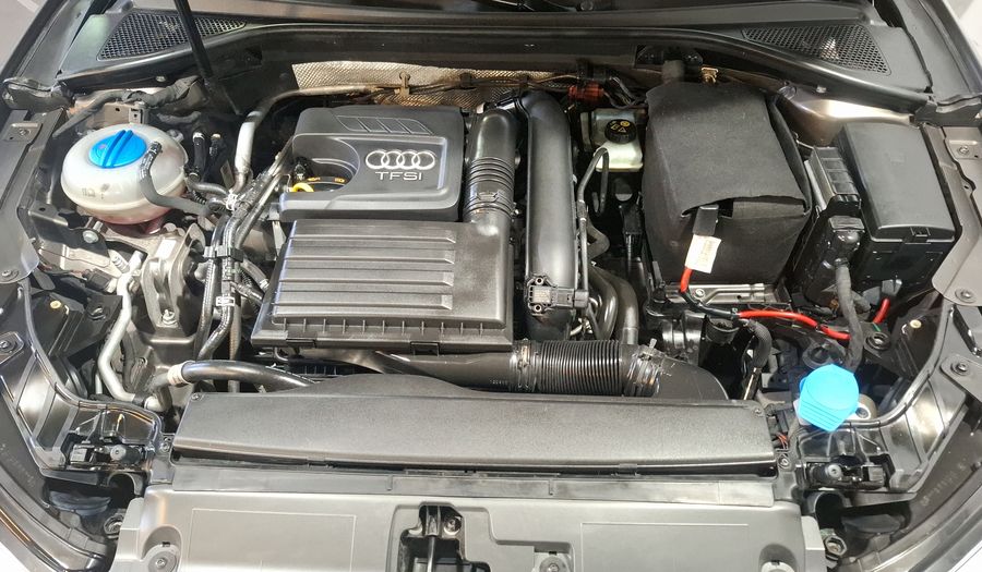 Audi A3 1.4 TFSI AMBIENTE S TRONIC Hatchback 2013