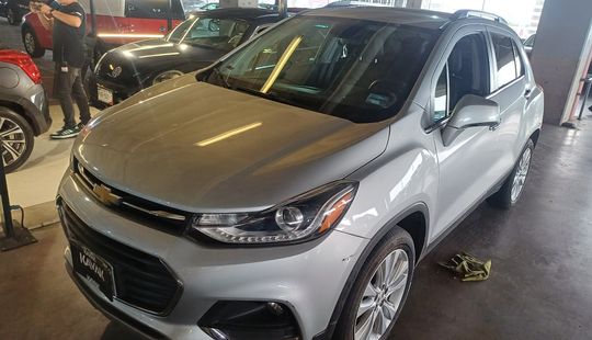 Chevrolet • Trax