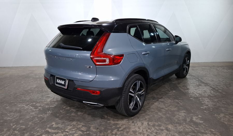 Volvo Xc40 2.0 T5 R-DESIGN AUTO 4WD Suv 2020