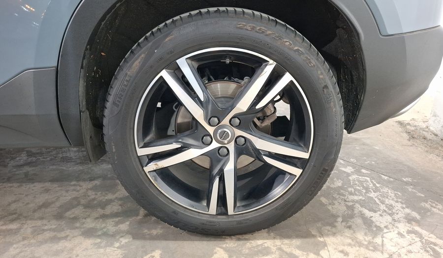 Volvo Xc40 2.0 T5 R-DESIGN AUTO 4WD Suv 2020
