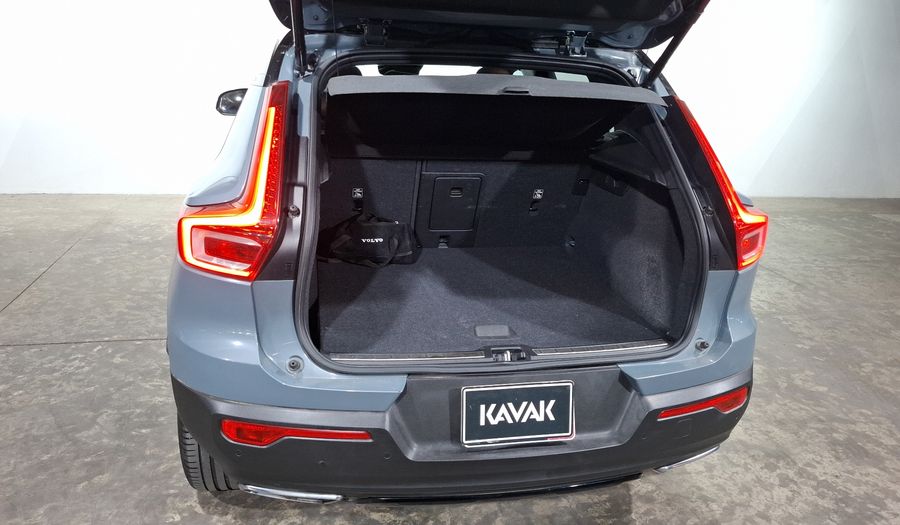 Volvo Xc40 2.0 T5 R-DESIGN AUTO 4WD Suv 2020