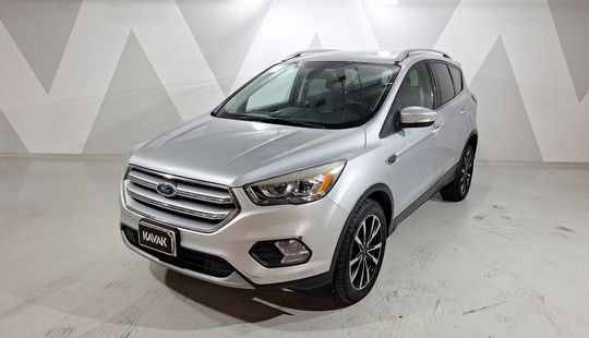 Ford • Escape