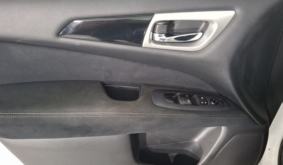 Nissan Pathfinder 3.5 SENSE AT Suv 2016