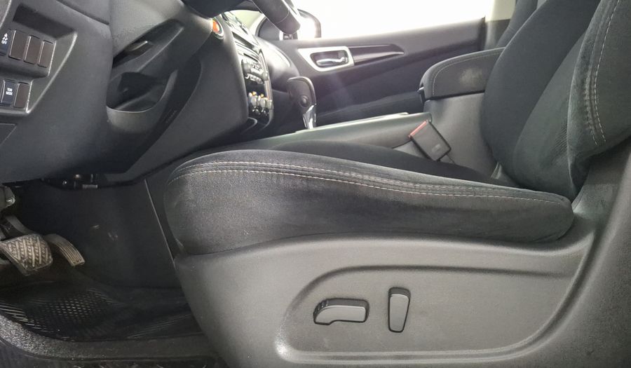 Nissan Pathfinder 3.5 SENSE AT Suv 2016