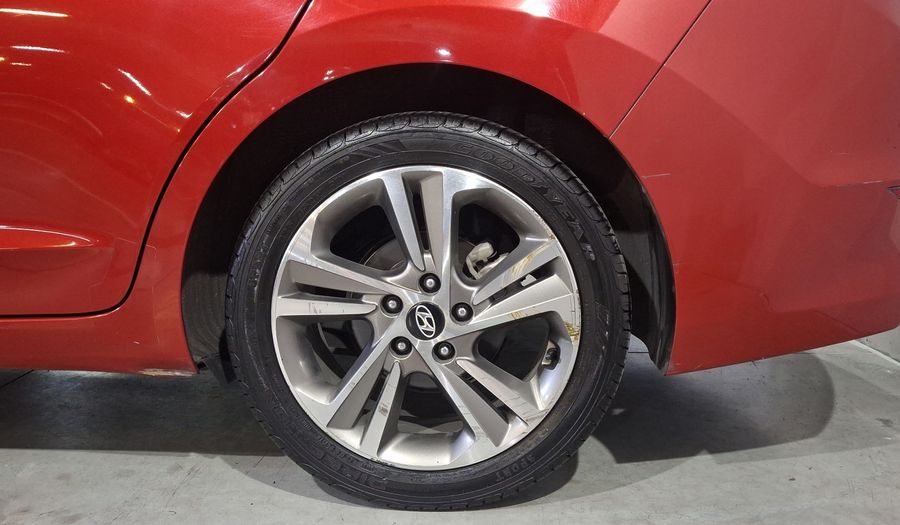 Hyundai Elantra 2.0 LIMITED TECH NAVI AT Sedan 2017