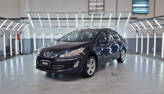 Peugeot • 408