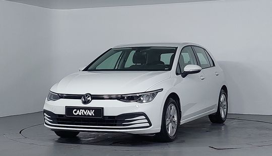 Volkswagen • Golf
