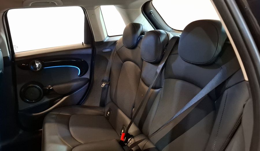 Mini Cooper S 2.0 COOPER ESSENTIAL DCT Hatchback 2022