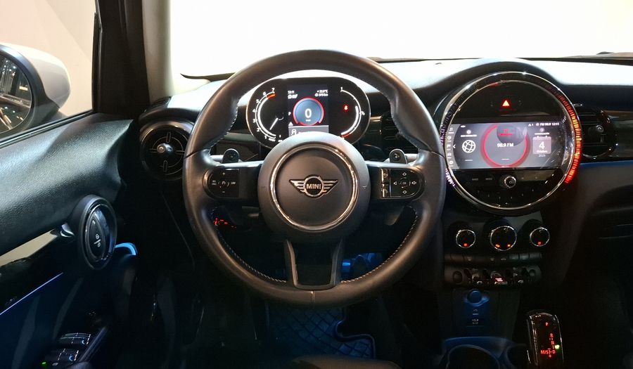 Mini Cooper S 2.0 COOPER ESSENTIAL DCT Hatchback 2022