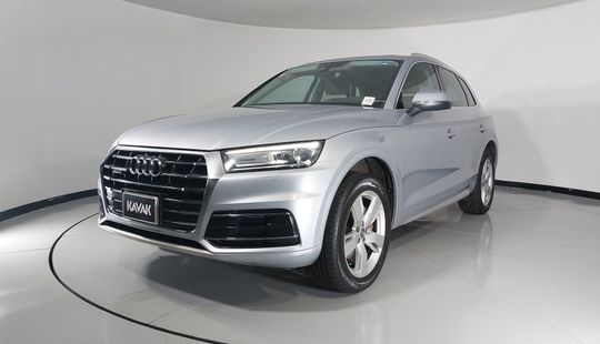 Audi • Q5