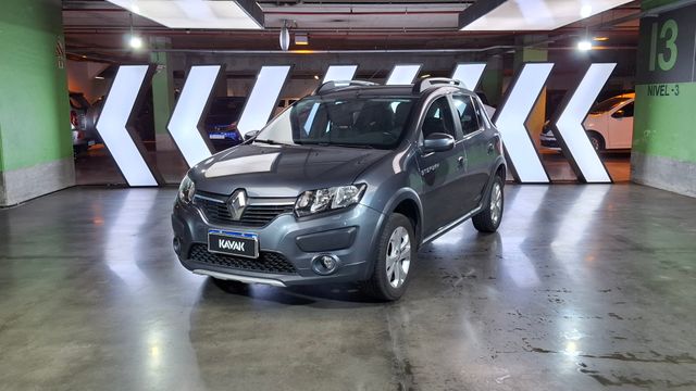 Renault • Sandero Stepway