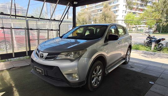 Toyota • RAV4