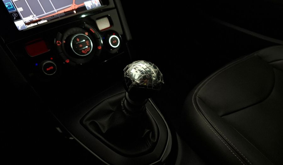 Peugeot 308 1.6 HDI FELINE Hatchback 2018