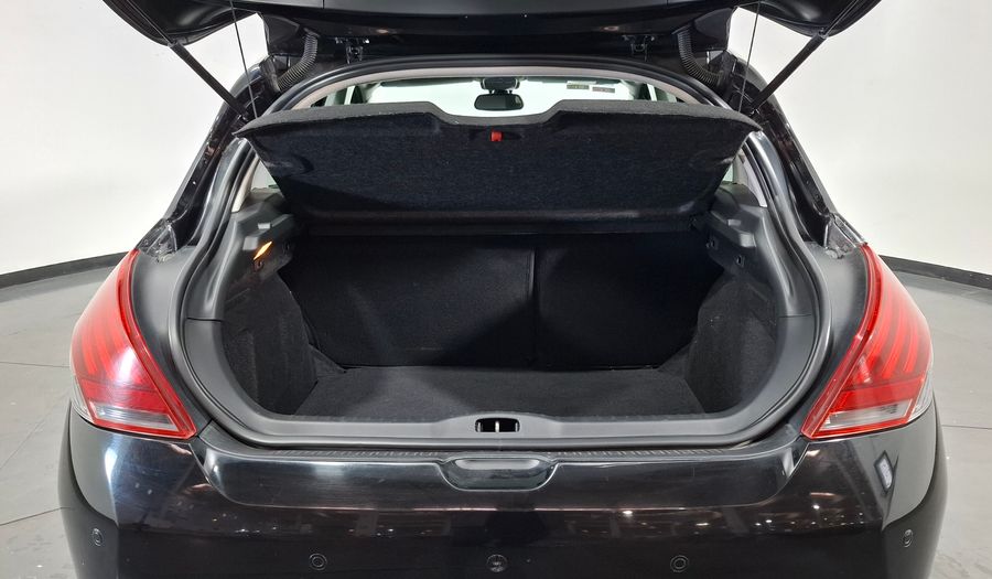 Peugeot 308 1.6 HDI FELINE Hatchback 2018