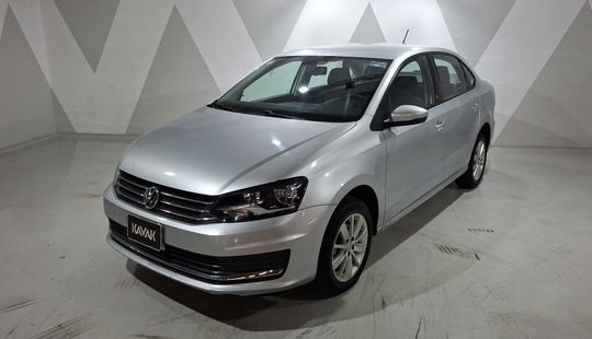 Volkswagen • Vento