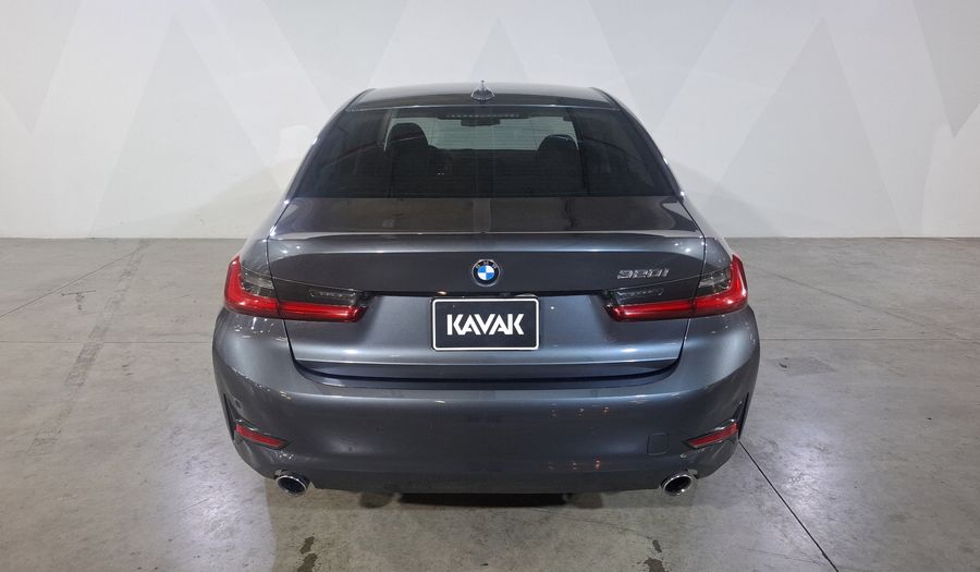 Bmw Serie 3 2.0 320I AUTO Sedan 2021