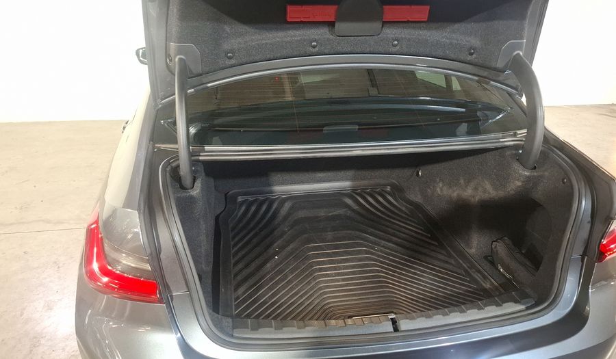 Bmw Serie 3 2.0 320I AUTO Sedan 2021