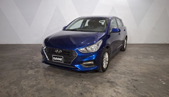 Hyundai • Accent