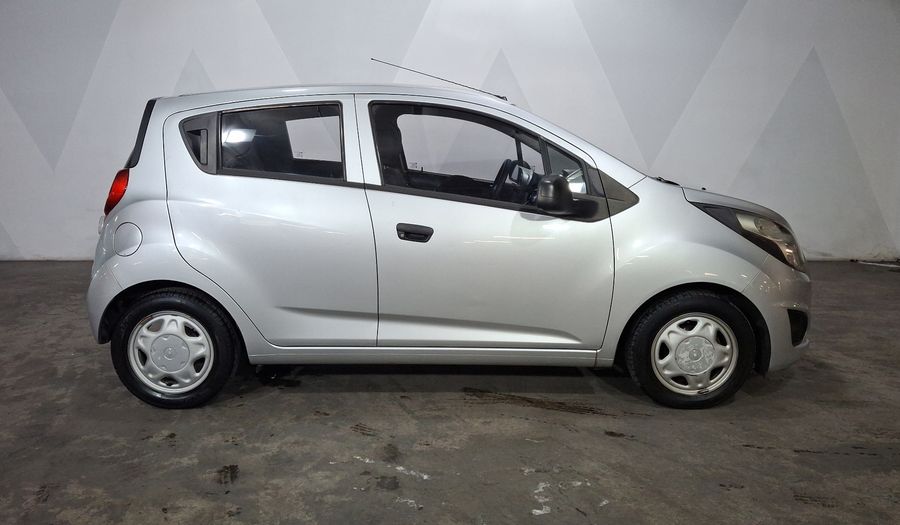 Chevrolet Spark 1.4 LT B MT Hatchback 2016