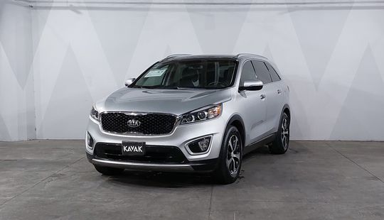Kia • Sorento