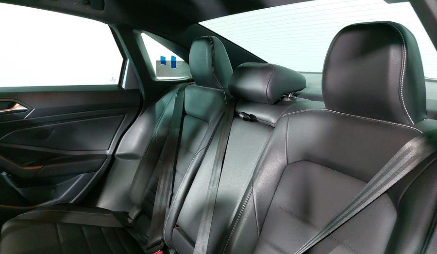 Volkswagen Jetta 1.4 SPORTLINE AUTO Sedan 2022