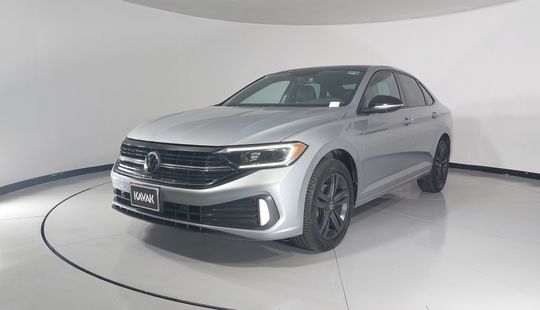 Volkswagen • Jetta